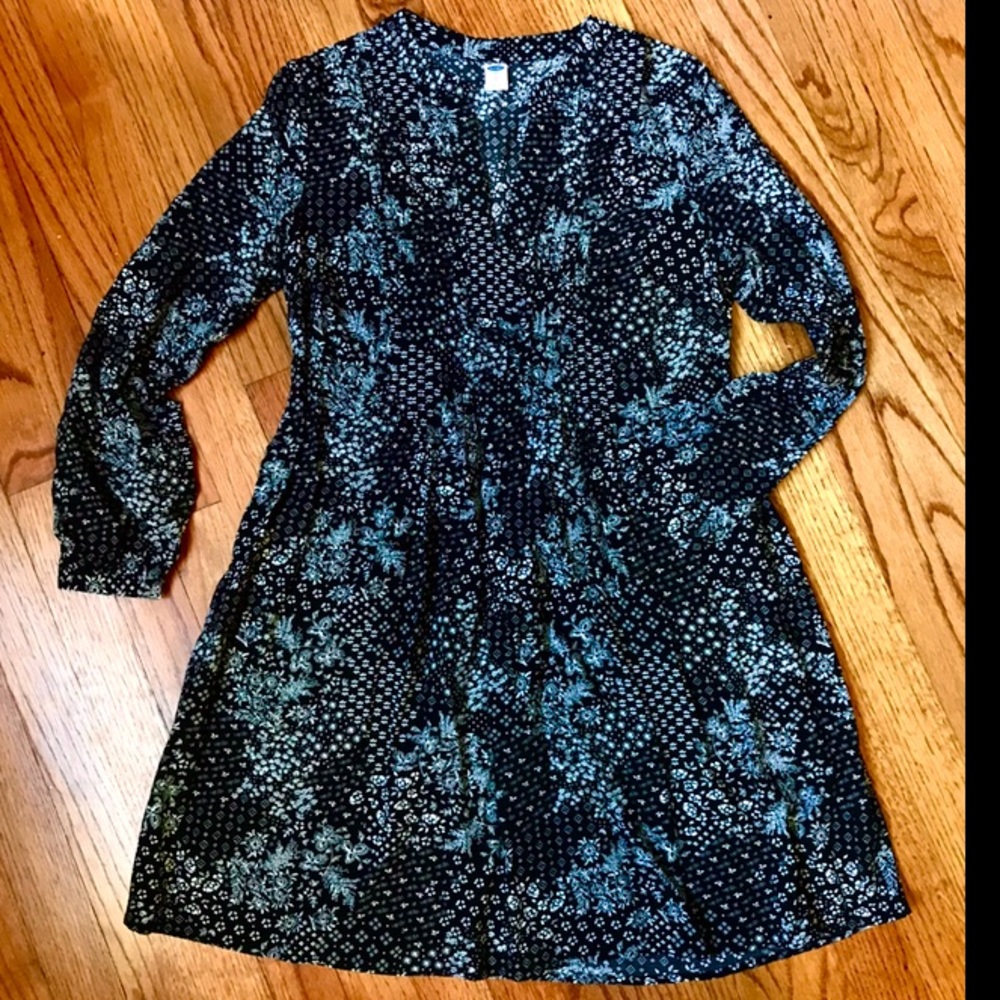 Long sleeve dress 👗🖤